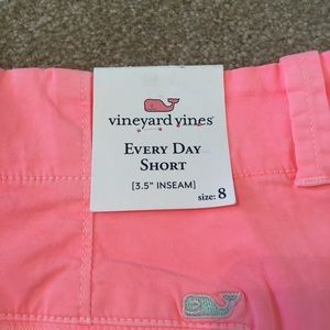 Nwt vineyard Vines shorts size 8